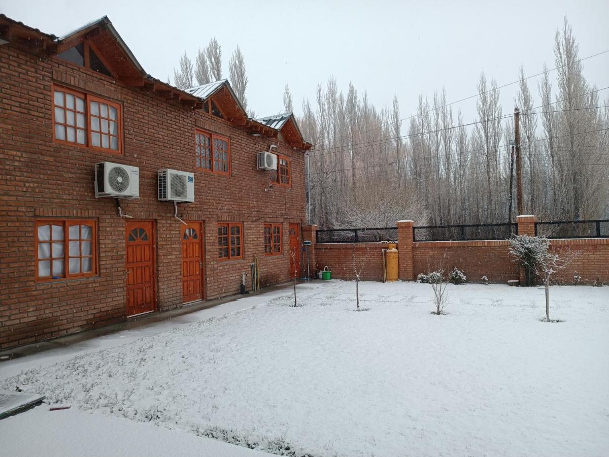 Hospedaje, Departamentos J&R Perito Moreno Eksteriør billede